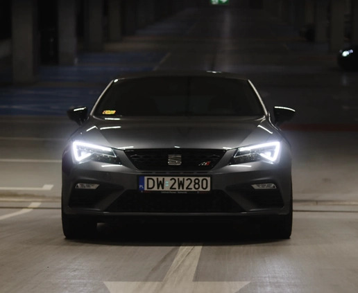 Seat Leon cena 105000 przebieg: 75000, rok produkcji 2017 z Opole małe 172